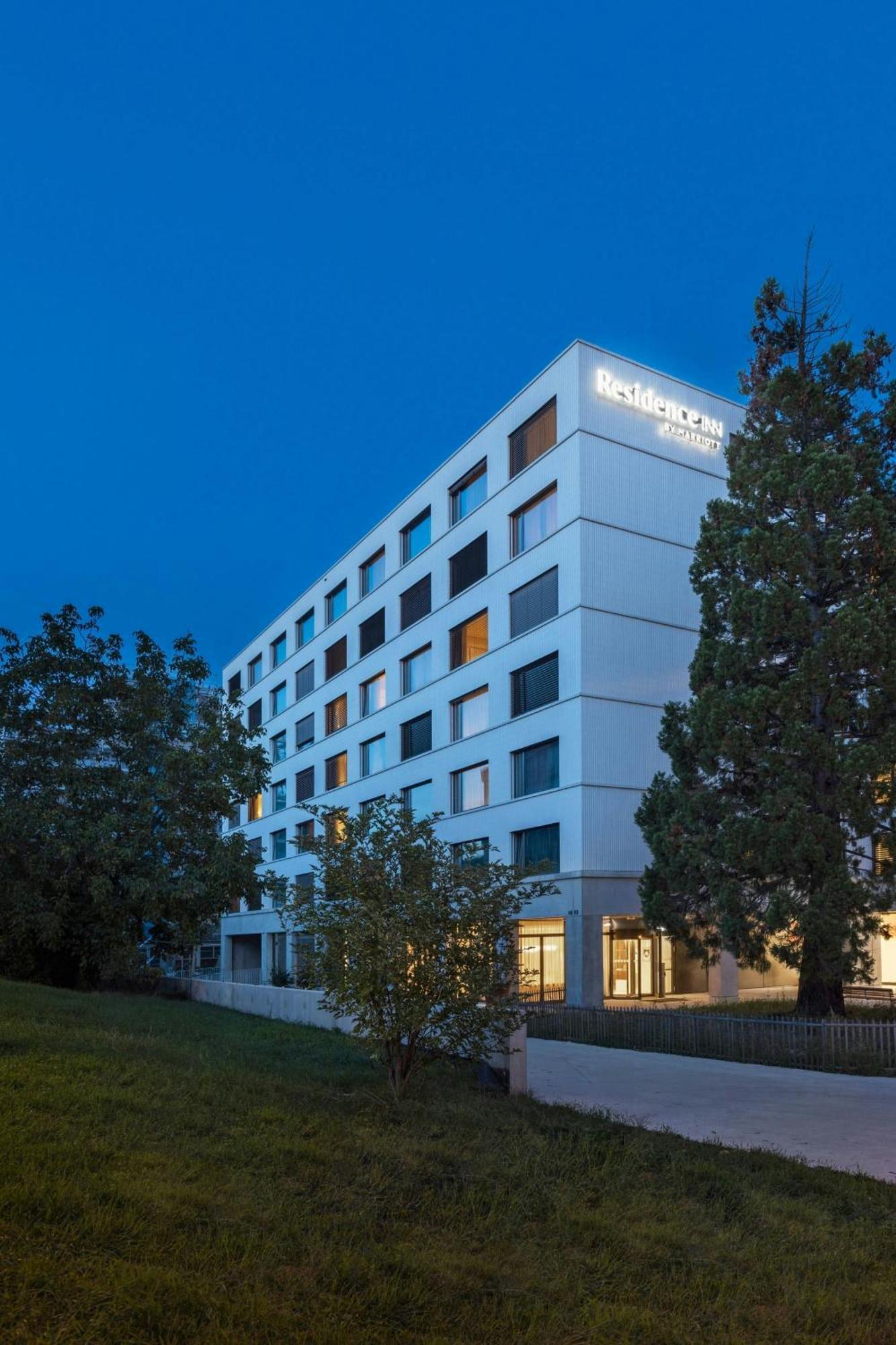Residence Inn By Marriott Geneva City Nations Екстериор снимка