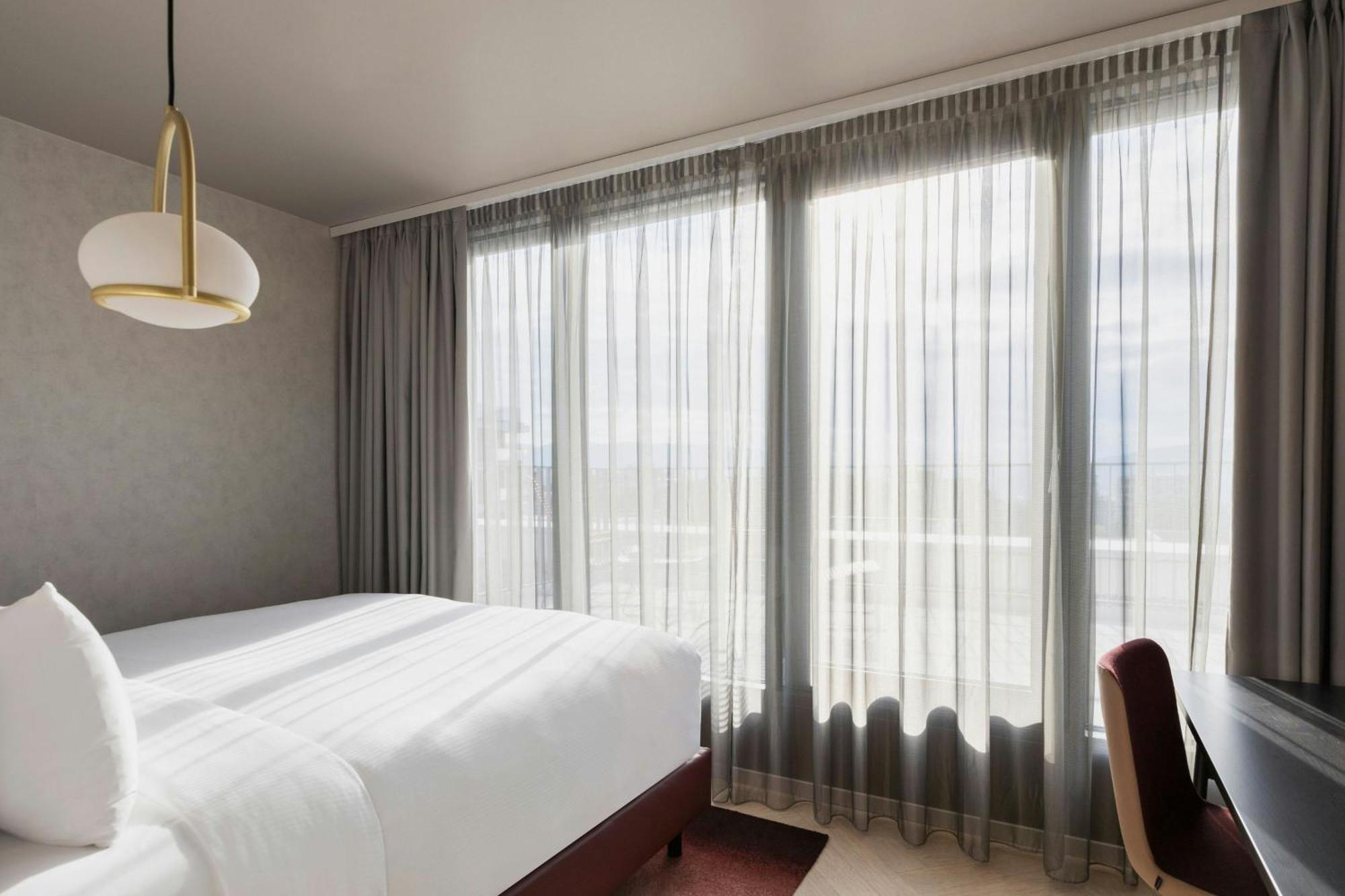 Residence Inn By Marriott Geneva City Nations Екстериор снимка